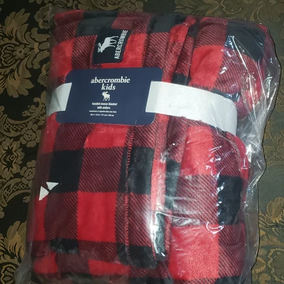 Abercrombie hooded blanket - Picture 7 of 7